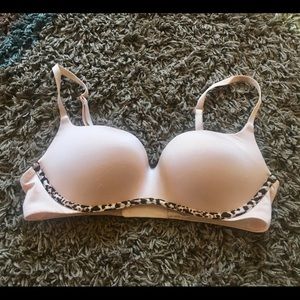 Victorias Secret Balconet Bra 32C